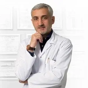 Ведущий специалист по пластике тела, кандидат медицинских наук Малкаров Марат Азретович