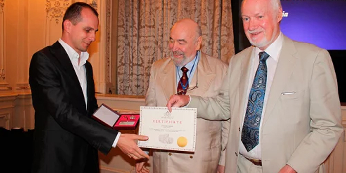 Клиника пластической хирургии «Мэйджор Бьюти» получила престижную международную награду